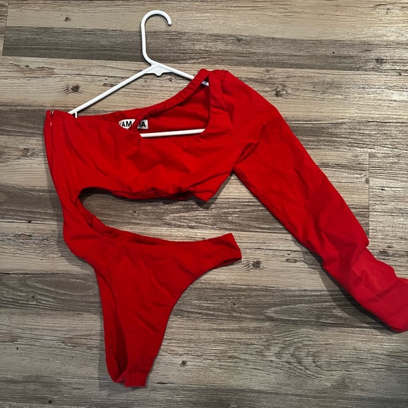 - I Am Gia red bodysuit iamgia - Picture 3 of 3